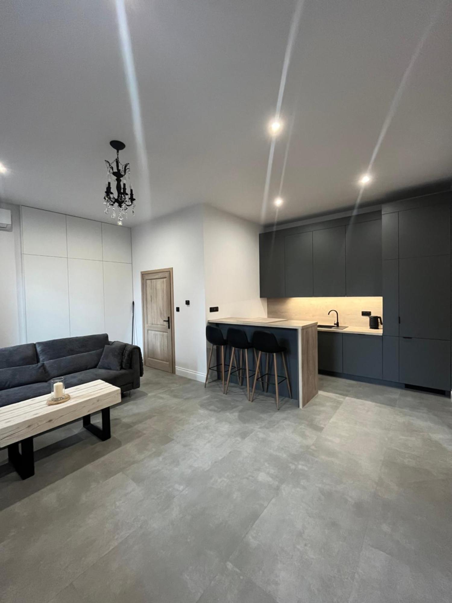 לובלין Neighbourhood Apartment מראה חיצוני תמונה